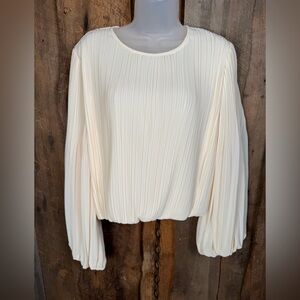 Pinch Pleated Cropped Blouse- size large
